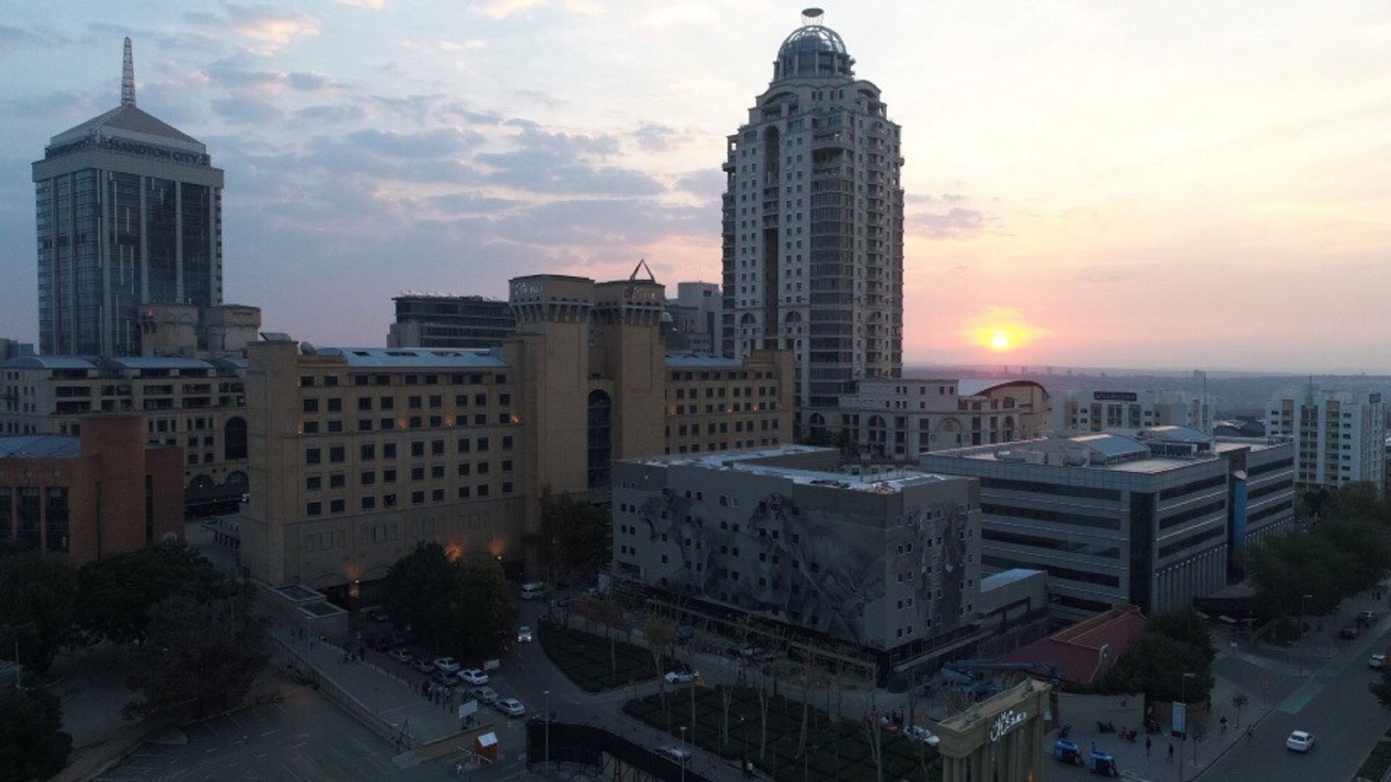 Onomo Hotel Johannesburg Sandton Esterno foto